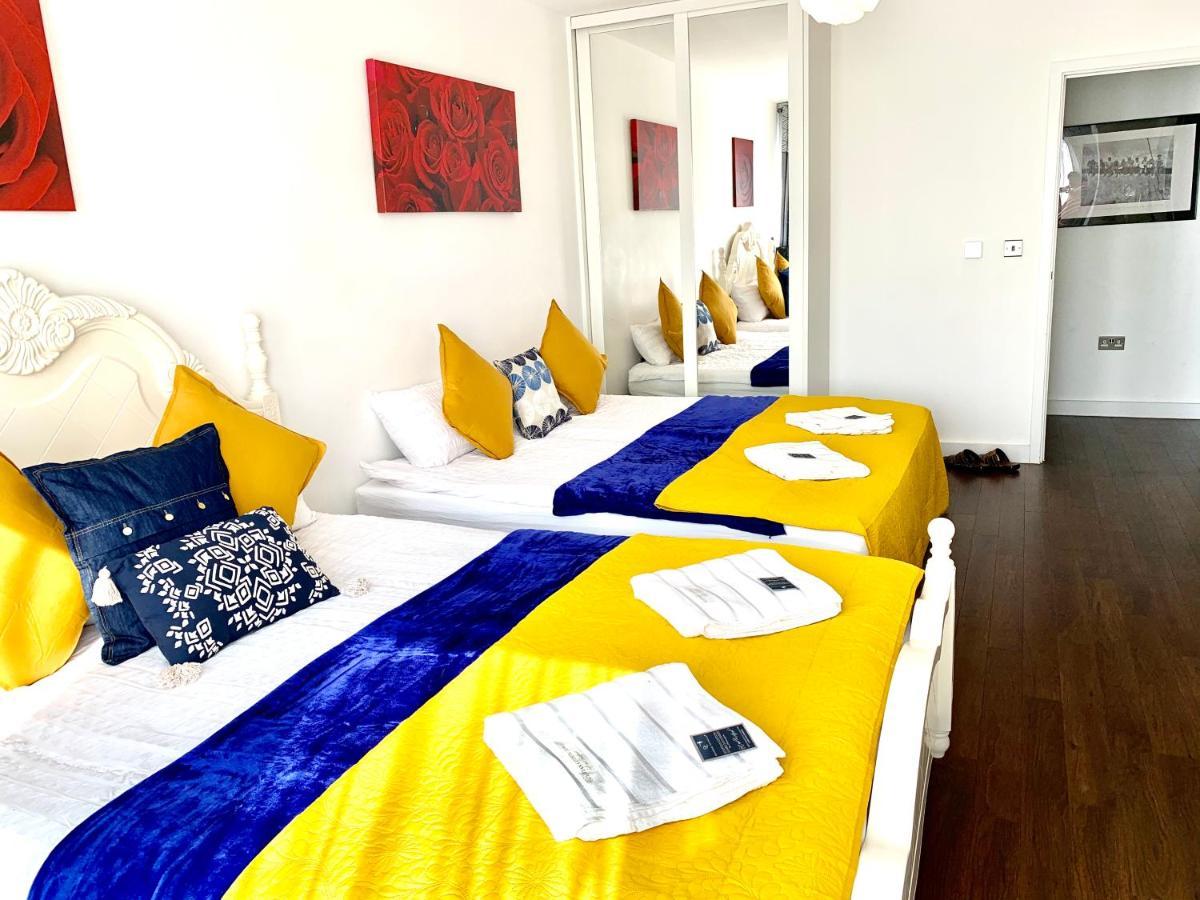 2-Bedrooms Apartment, Lounge, Balcony London Exterior foto